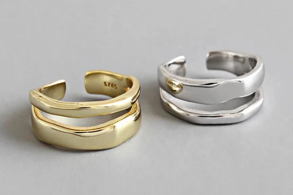 Elegant Twist Circle Rings