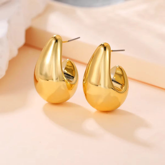 Gold teardrop earrings